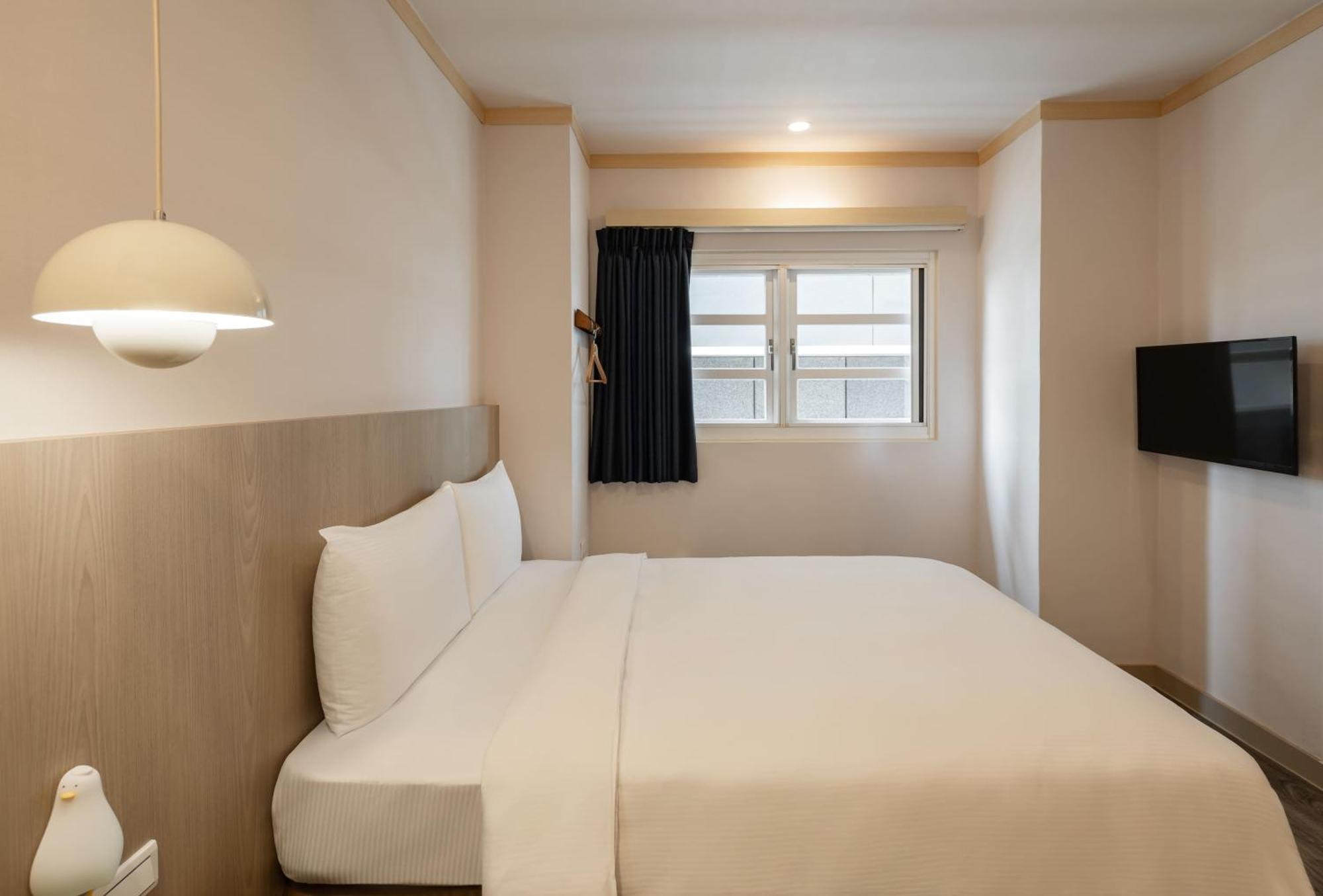 Kindness Hotel - Tainan Minsheng Room photo